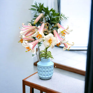Blue decorative vase